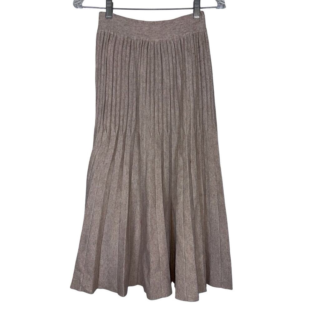 Beige Tan Pleated Rib Knit Midi Skirt   Size: M